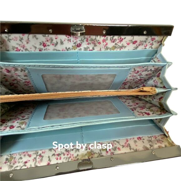 Anna Sui Wallet Women's Multicolor Floral Inner Pockets Country Chic 4" X 7.5" - Picture 3 of 13